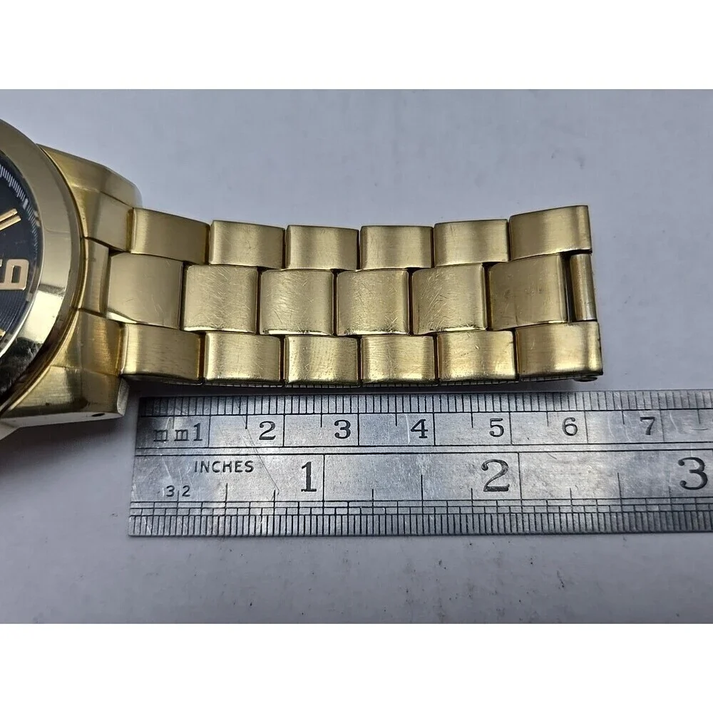 Mens Guess Steel Gold Tone 44mm Day Date Watch 100M Quartz New Battery Classic